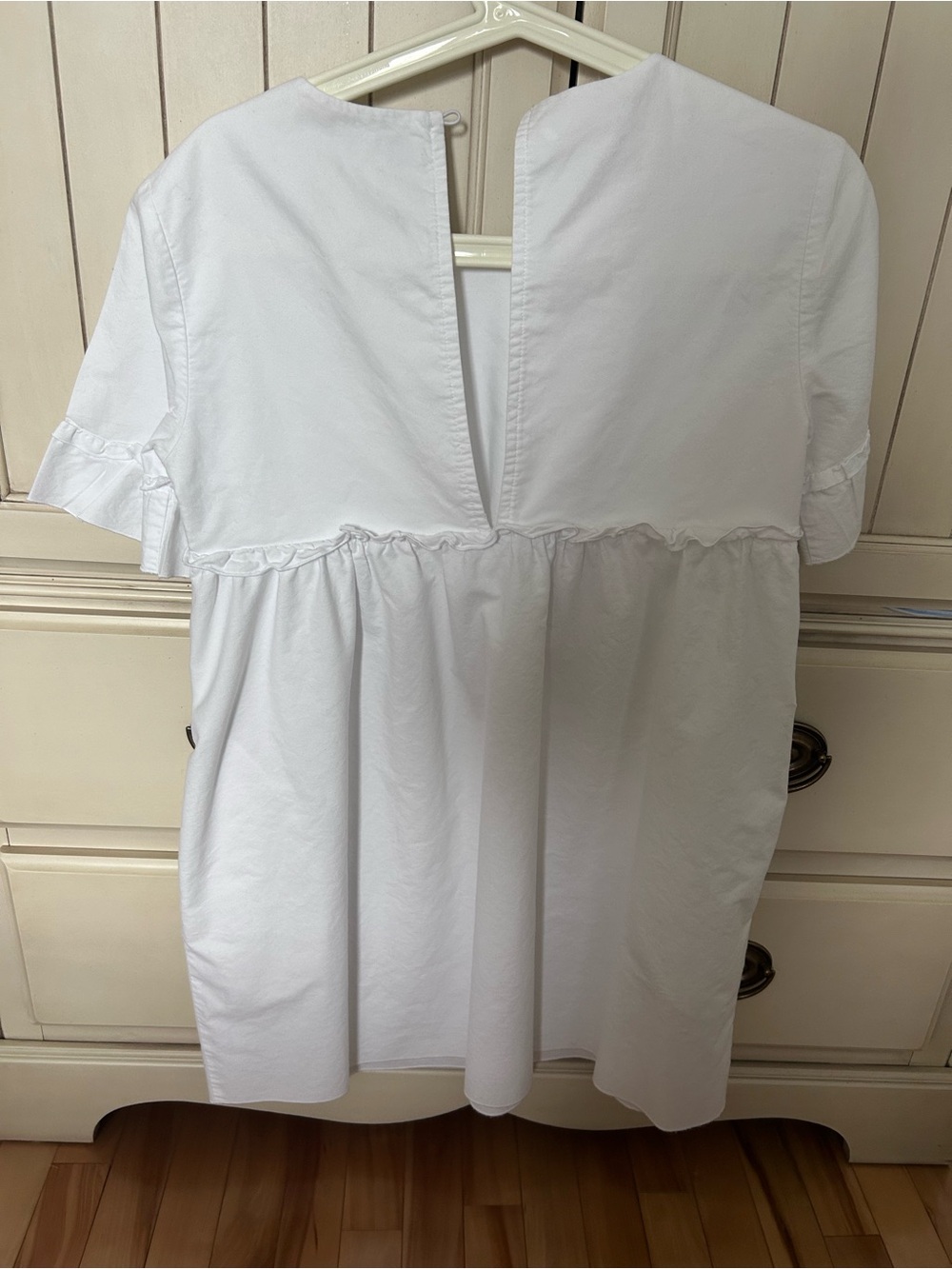 White Short Sleeve Ruffled Back dress